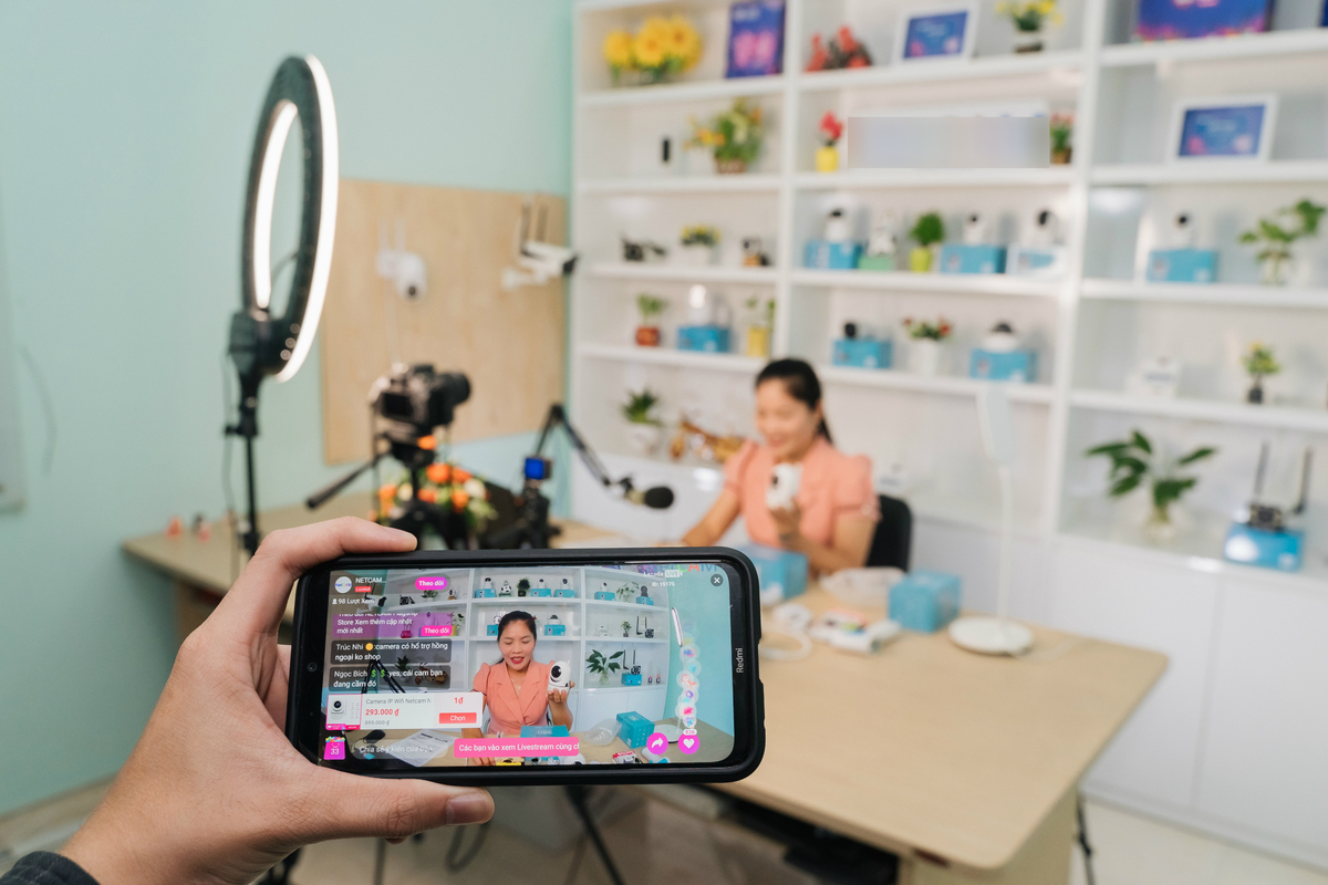 Cách Quảng Cáo Livestream Tăng Tương Tác và Doanh Thu Cho Doanh Nghiệp Của Bạn Cách Quảng Cáo Livestream Tăng Tương Tác và Doanh Thu Cho Doanh Nghiệp Của Bạn